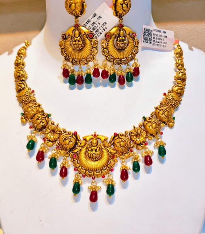 916 Hallmarked 22K Gold Antique Temple Sets